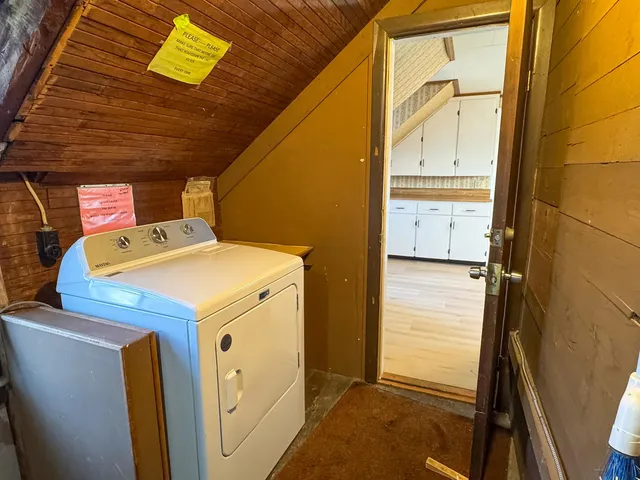 $1,700 | 334 Elm Street, Unit 2, Keene, NH 03431