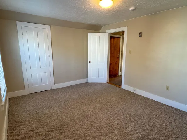 $1,700 | 334 Elm Street, Unit 2, Keene, NH 03431