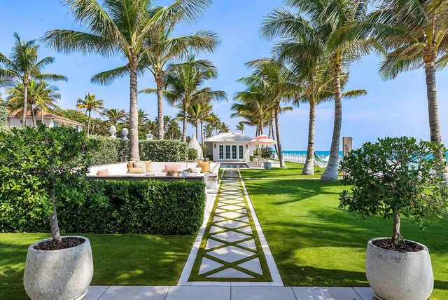 $97,500,000 | 880 South Ocean Boulevard, Palm Beach, FL 33480