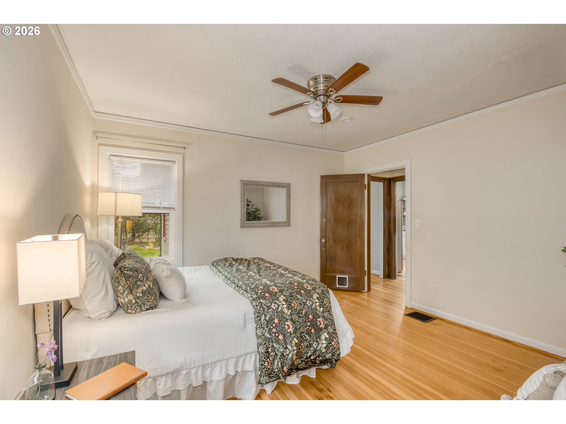 3424 Northeast Halsey Street Portland, OR 97232 - Photo 13 of 38