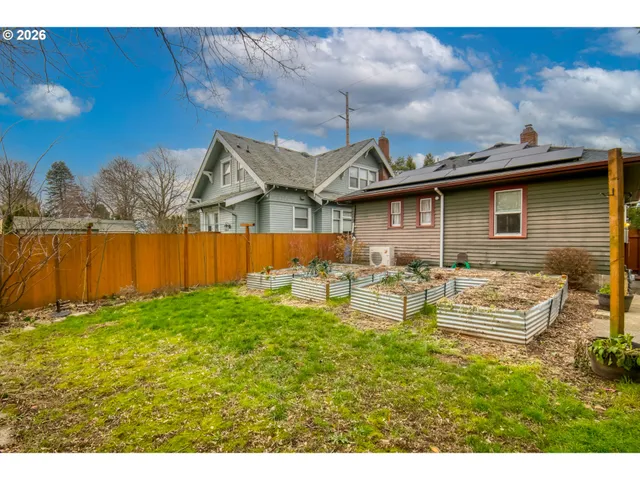 $499,900 | 3424 Northeast Halsey Street, Portland, OR 97232