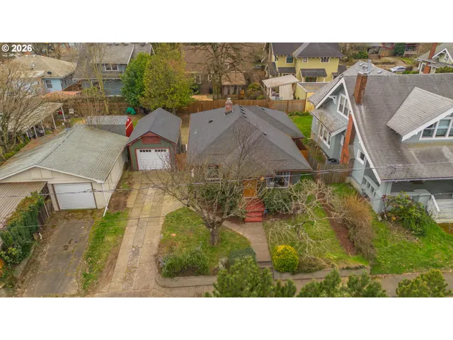 $499,900 | 3424 Northeast Halsey Street, Portland, OR 97232