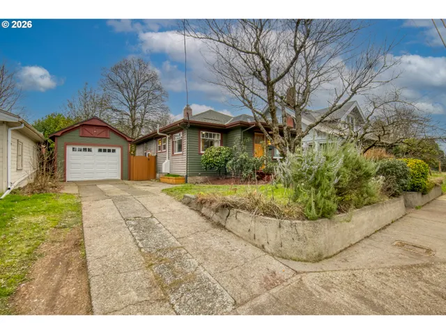 $499,900 | 3424 Northeast Halsey Street, Portland, OR 97232