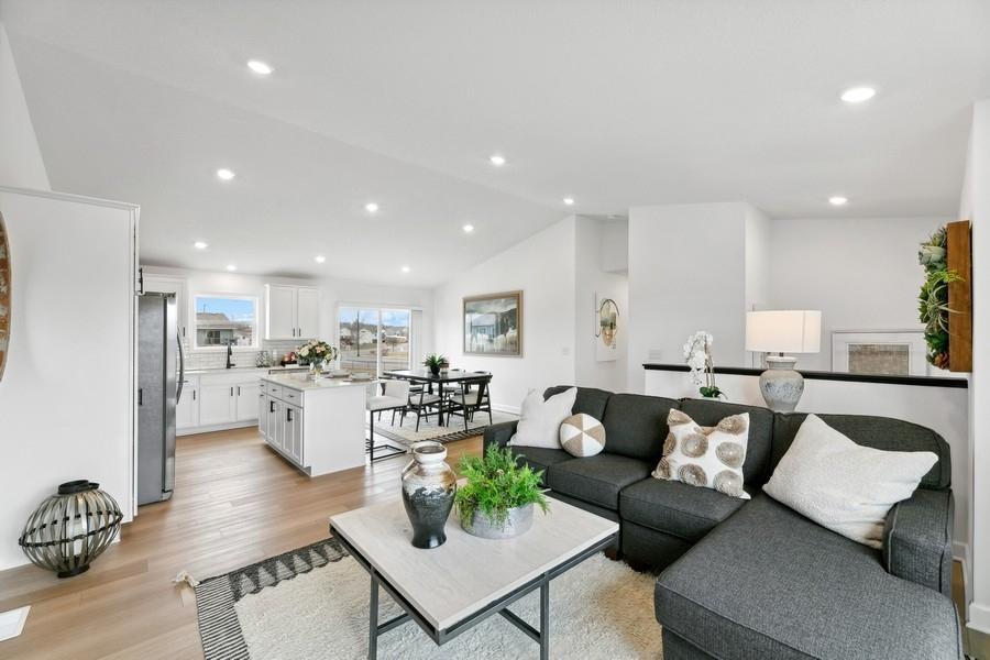 703 Erickson Lane Buffalo, MN 55313 - Photo 5 of 23