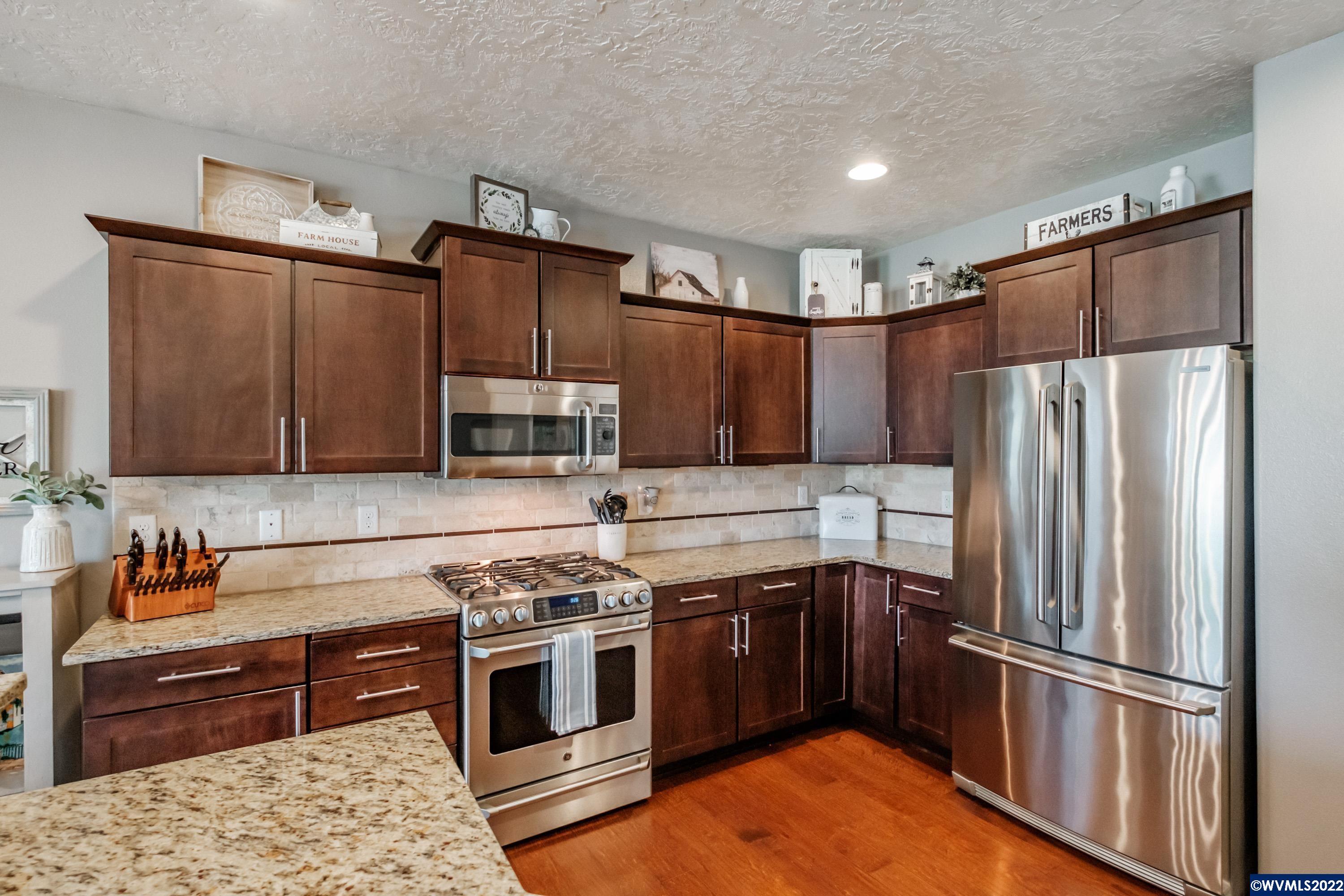 2428 Perfect Lane Southwest Albany, OR 97321 - Photo 13 of 42 Gallery Image 13