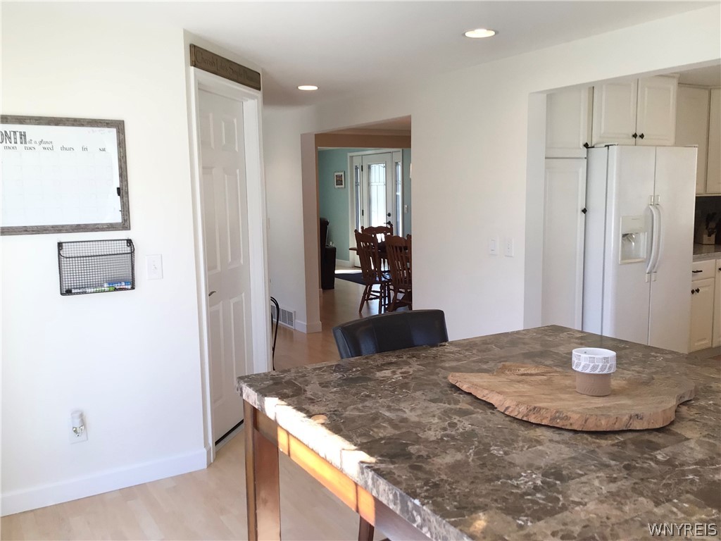 731 Ransom Road Lancaster, NY 14086 - Photo 23 of 50