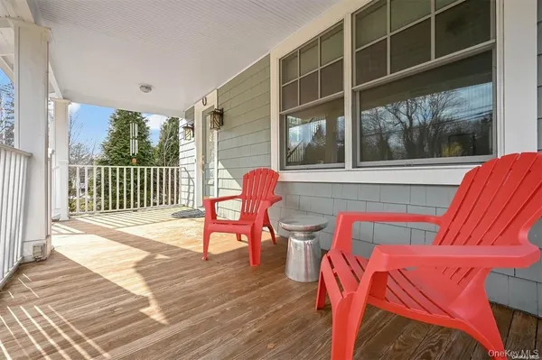 $5,250 | 65 East Main Street, Huntington, NY 11743