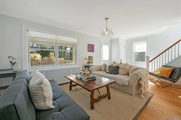 $5,250 | 65 East Main Street, Huntington, NY 11743