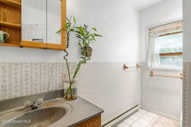 $285,000 | 143 Main Street, Maryland, NY 12155