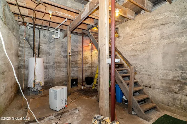 $285,000 | 143 Main Street, Maryland, NY 12155