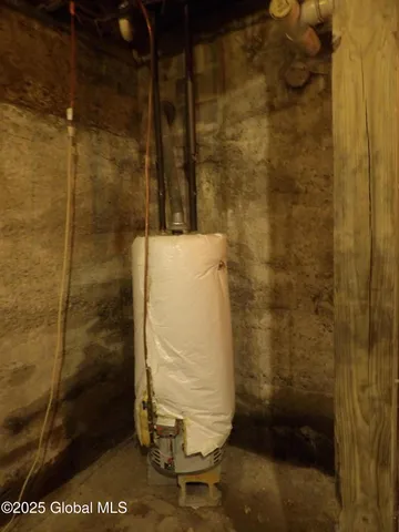 $285,000 | 143 Main Street, Maryland, NY 12155