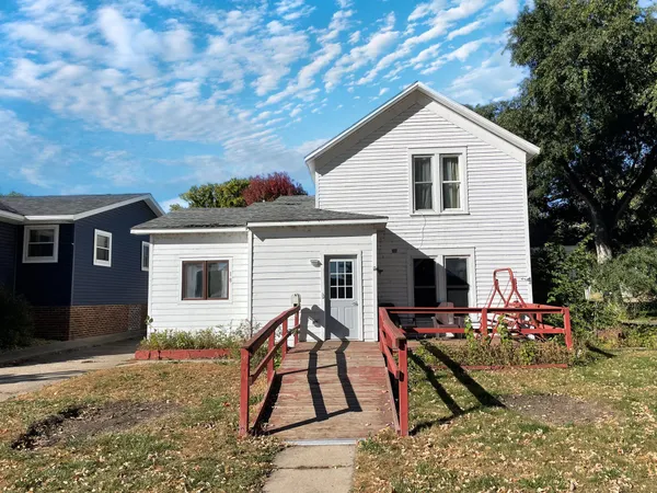 $89,500 | 18 South Spring Avenue, Springfield, MN 56087