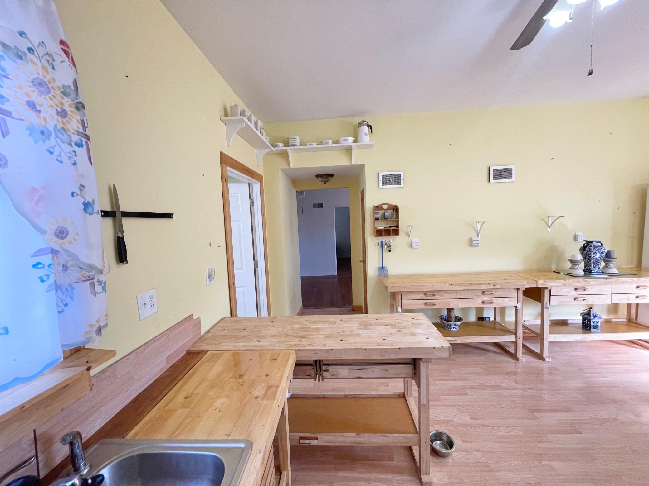 18 South Spring Avenue Springfield, MN 56087 - Photo 11 of 32