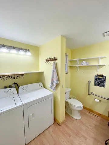 $89,500 | 18 South Spring Avenue, Springfield, MN 56087