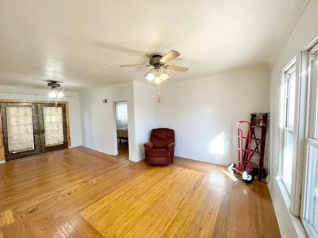 $89,500 | 18 South Spring Avenue, Springfield, MN 56087