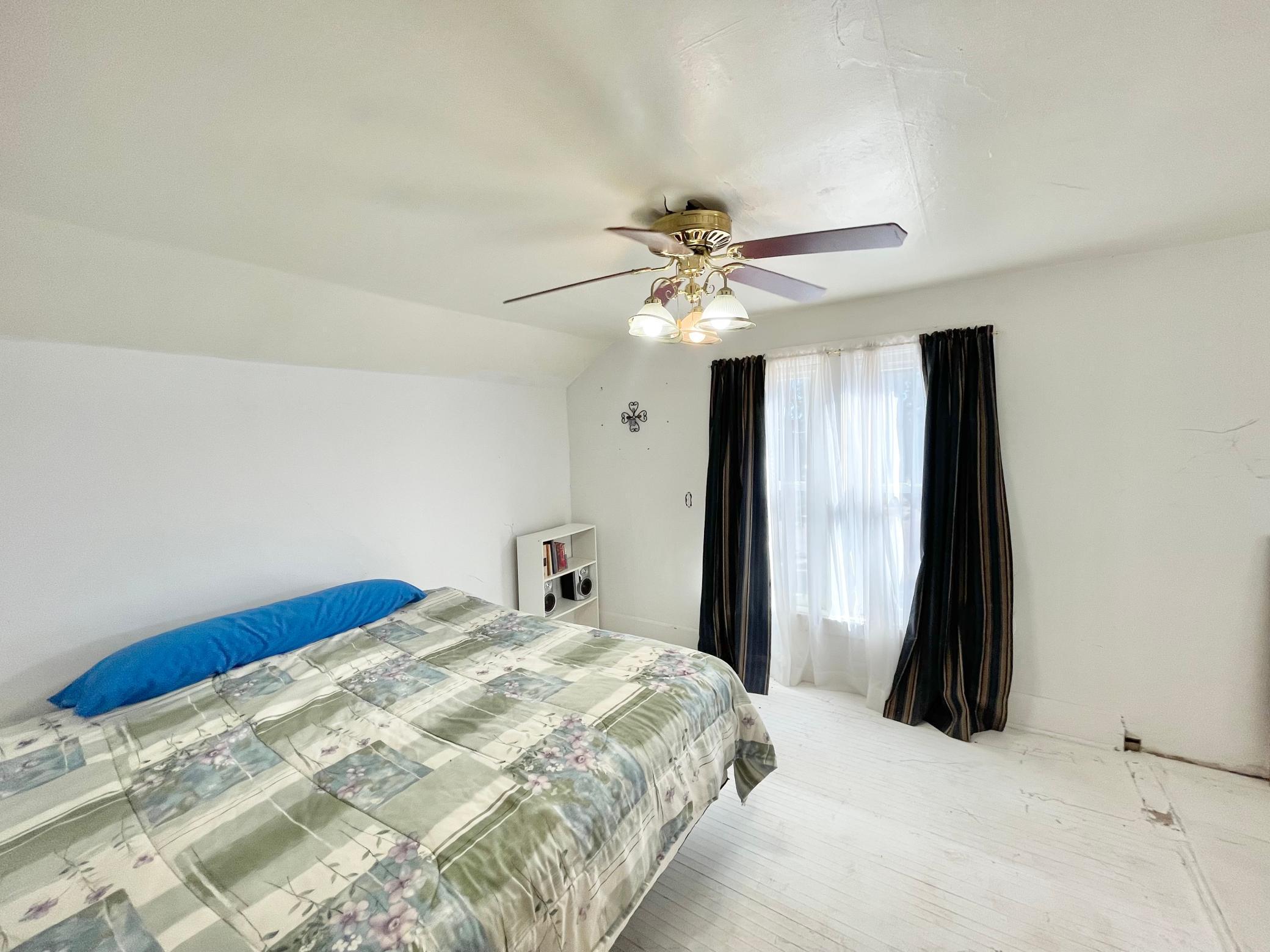 18 South Spring Avenue Springfield, MN 56087 - Photo 26 of 32