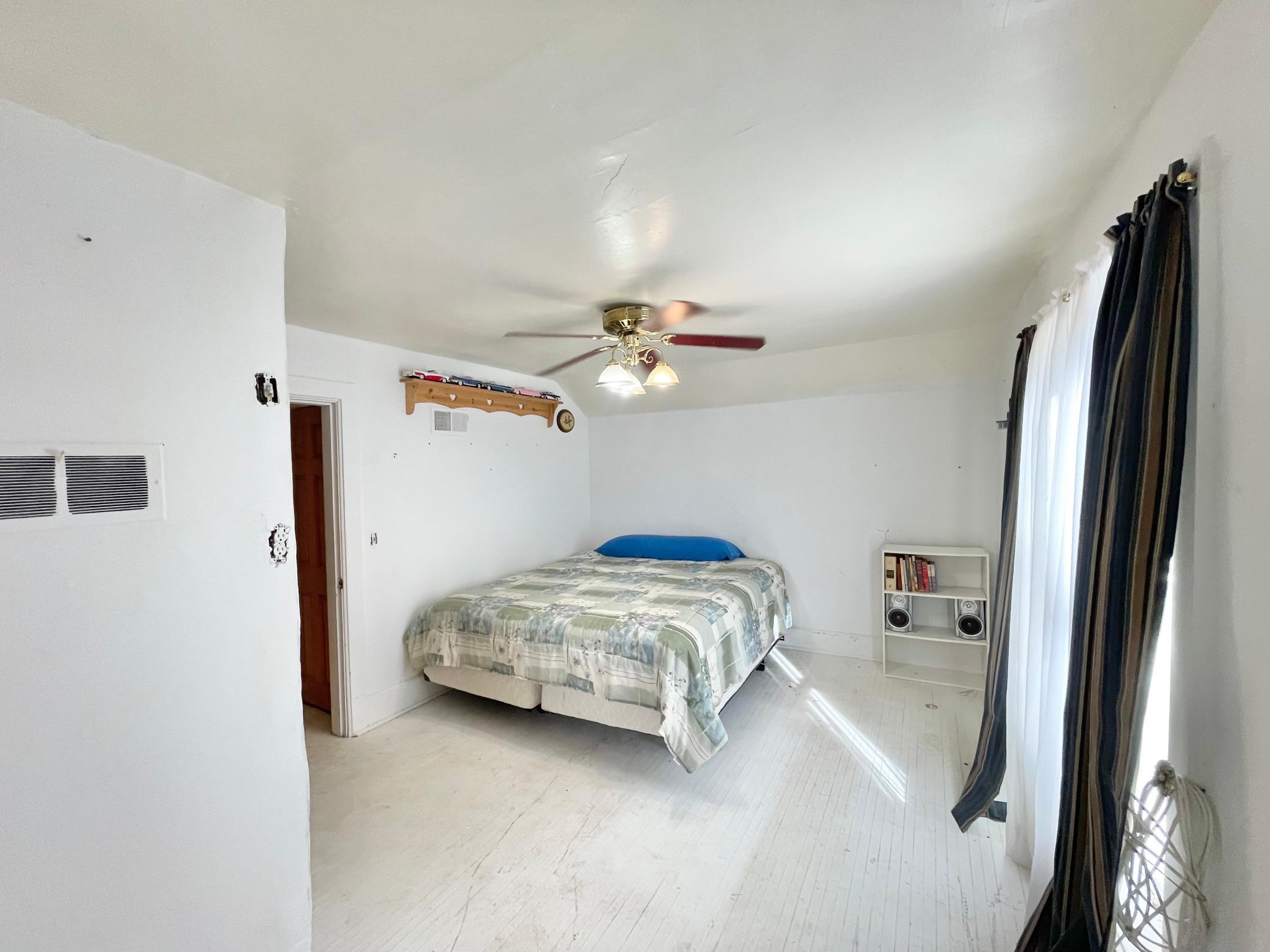 18 South Spring Avenue Springfield, MN 56087 - Photo 27 of 32