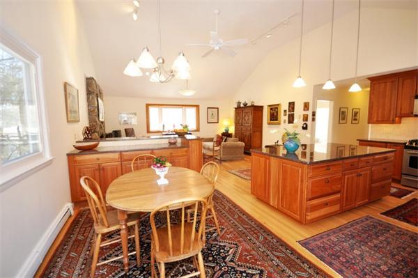 42 Buckmaster Drive Concord, MA 01742 - Photo 5 of 16