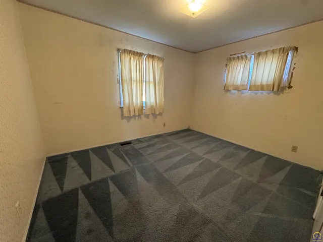 $170,000 | 5236 Southwest 27th Street, Topeka, KS 66614