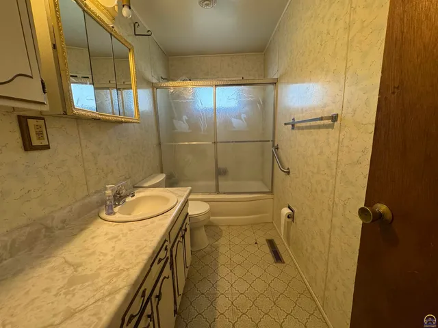 $170,000 | 5236 Southwest 27th Street, Topeka, KS 66614