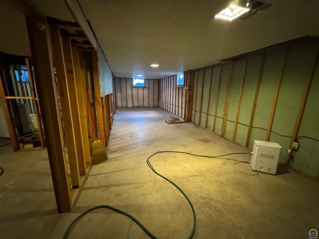 $170,000 | 5236 Southwest 27th Street, Topeka, KS 66614