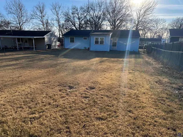 $170,000 | 5236 Southwest 27th Street, Topeka, KS 66614