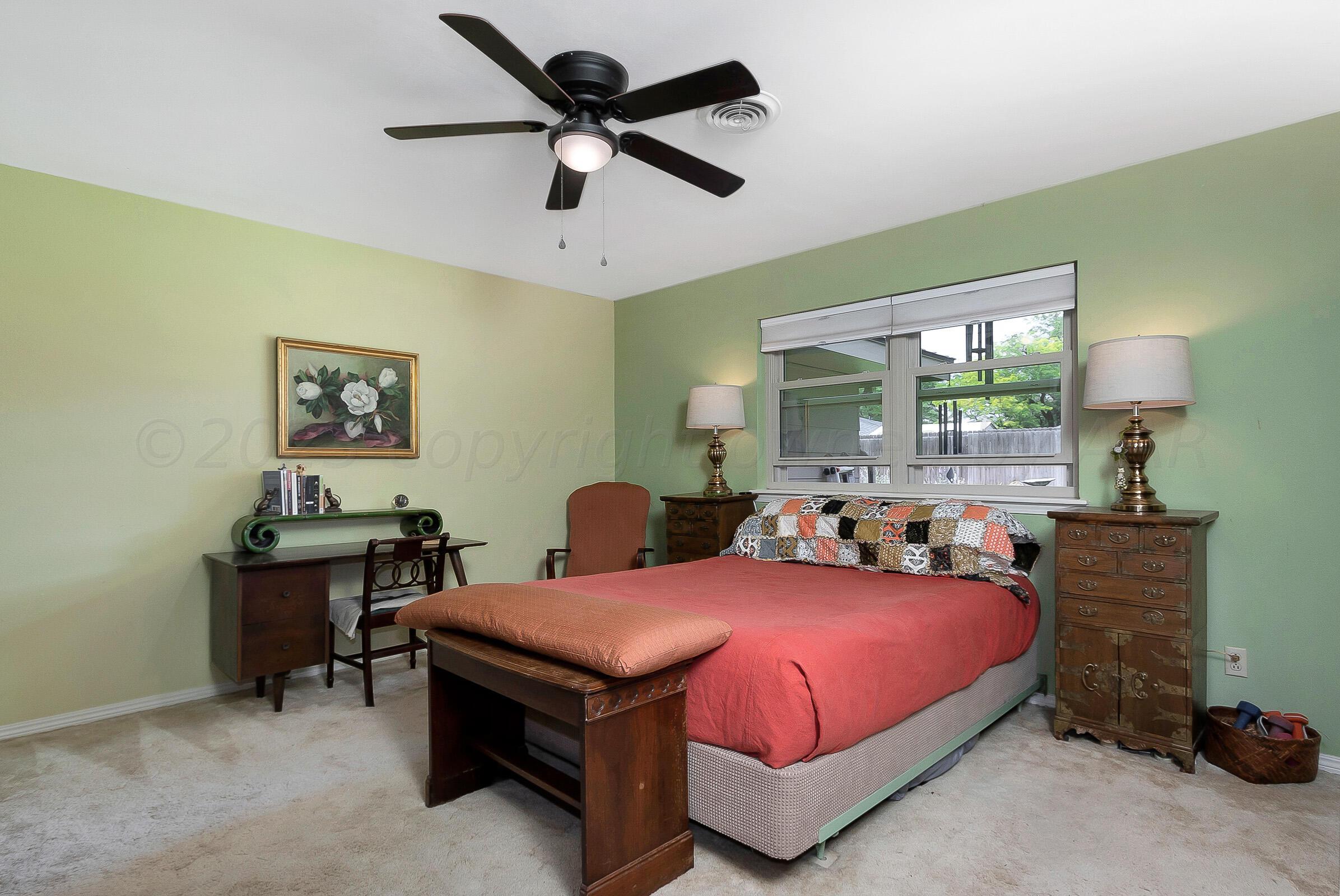 3503 Kileen Drive Amarillo, TX 79109 - Photo 17 of 36 016_Master Bedroom
