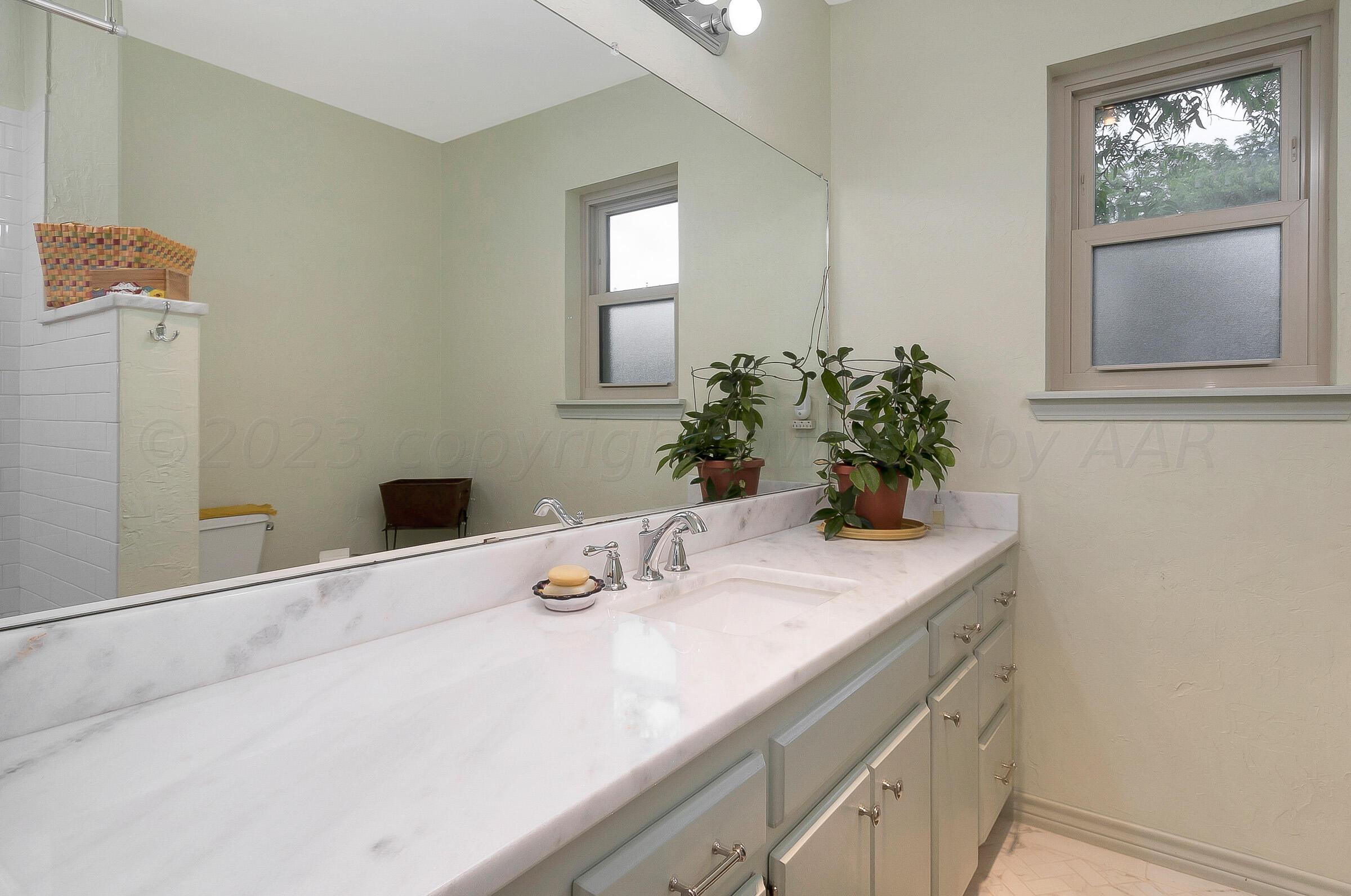 3503 Kileen Drive Amarillo, TX 79109 - Photo 24 of 36 023_Bathroom 2