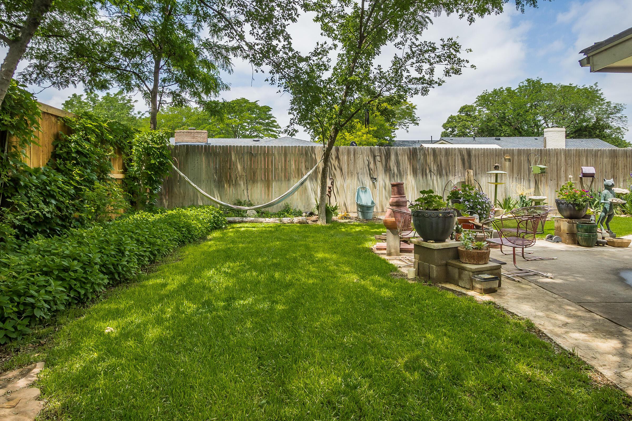 3503 Kileen Drive Amarillo, TX 79109 - Photo 34 of 36 036_Side Yard