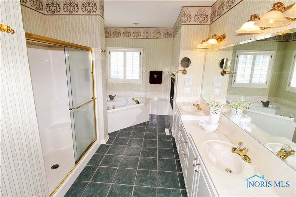 26299 Seminary Road Perrysburg, OH 43551 - Photo 20 of 30 Gallery Image 20