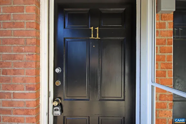$1,335 | 2114 Ivy Road, Unit 11, Charlottesville, VA 22903