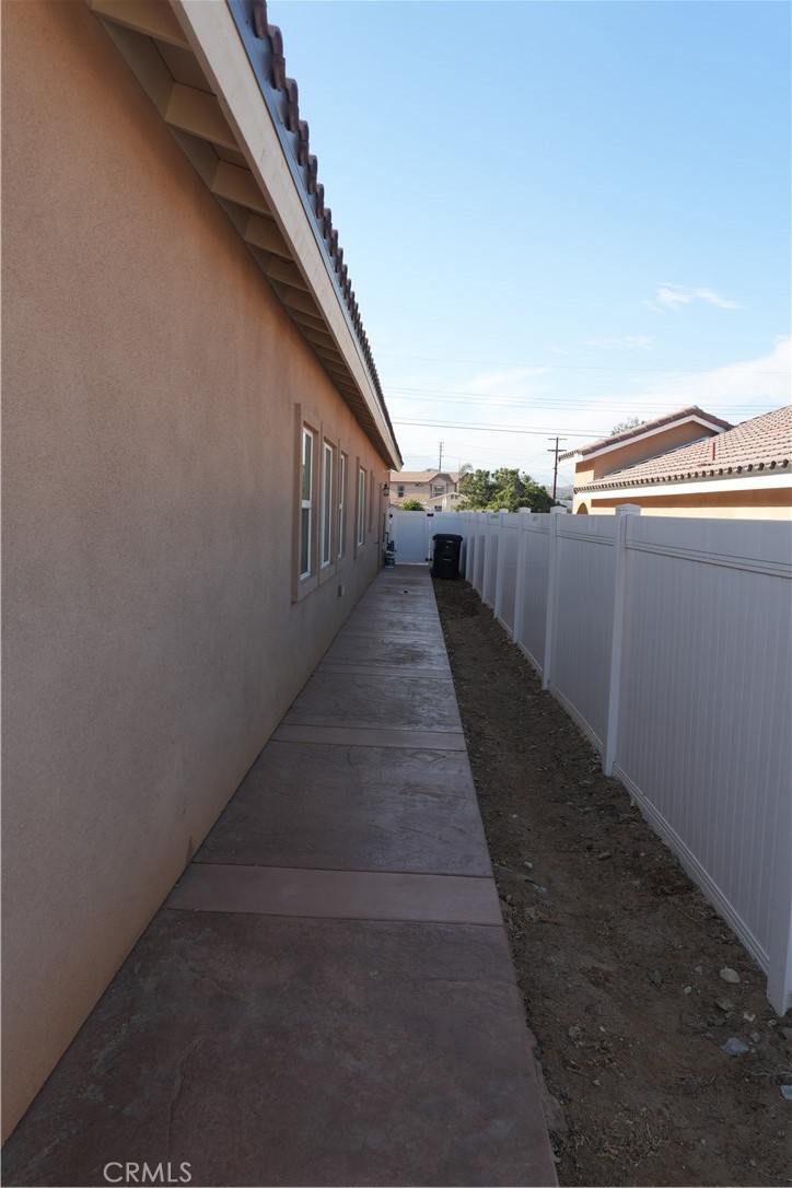 5954 Clifton Boulevard Riverside, CA 92504 - Photo 40 of 41 Gallery Image 40