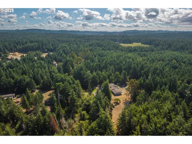 $749,000 | 56060 Wheeler Road, Bandon, OR 97411
