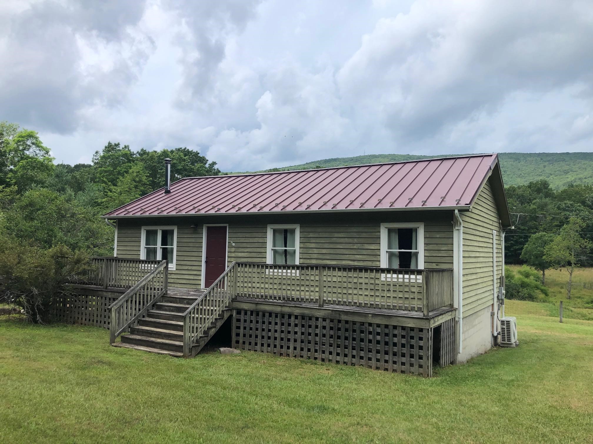6249 Muddy Run Road Williamsville, VA 24487 - Photo 4 of 19 Gallery Image 4