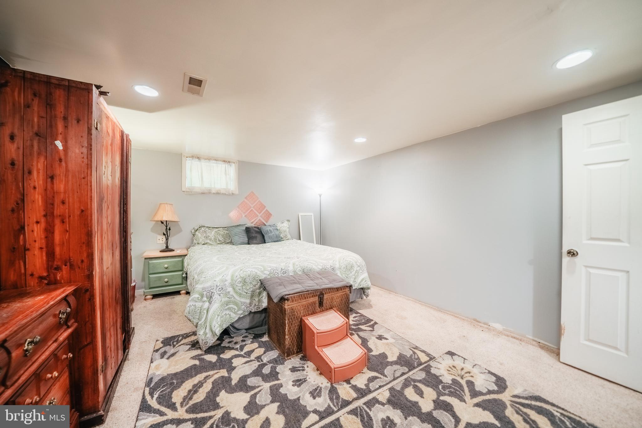 136 Rappahannock Street Warrenton, VA 20186 - Photo 17 of 35 Gallery Image 17