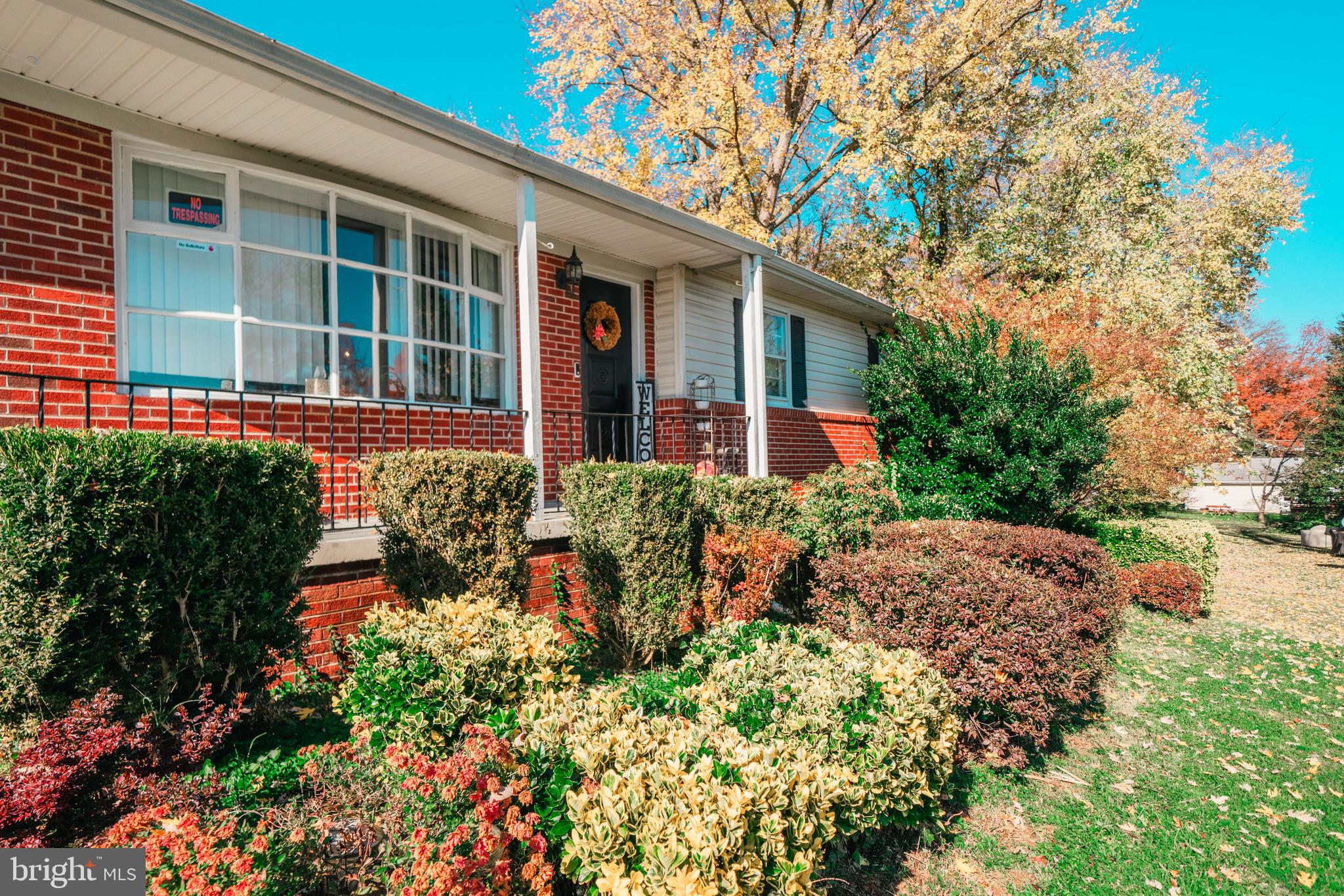 136 Rappahannock Street Warrenton, VA 20186 - Photo 31 of 35 Landscaping