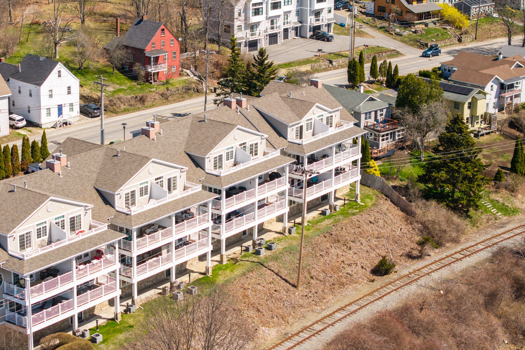 19 Bridge Street, Unit 6 Kittery, ME 03904 - Photo 12 of 53 LaBrie-Media-Photos-25