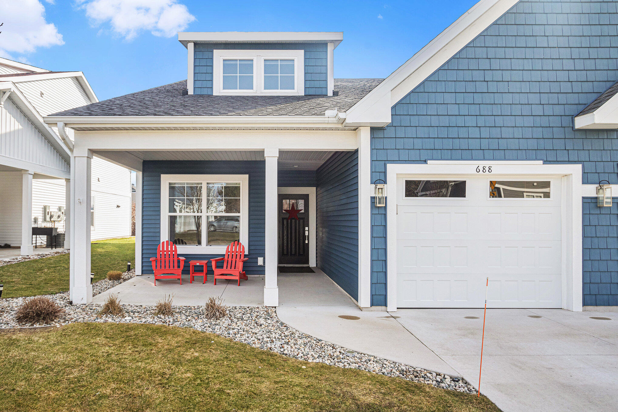 688 Terrace Point Drive Muskegon, MI 49440 - Photo 4 of 52 005_s22a5706