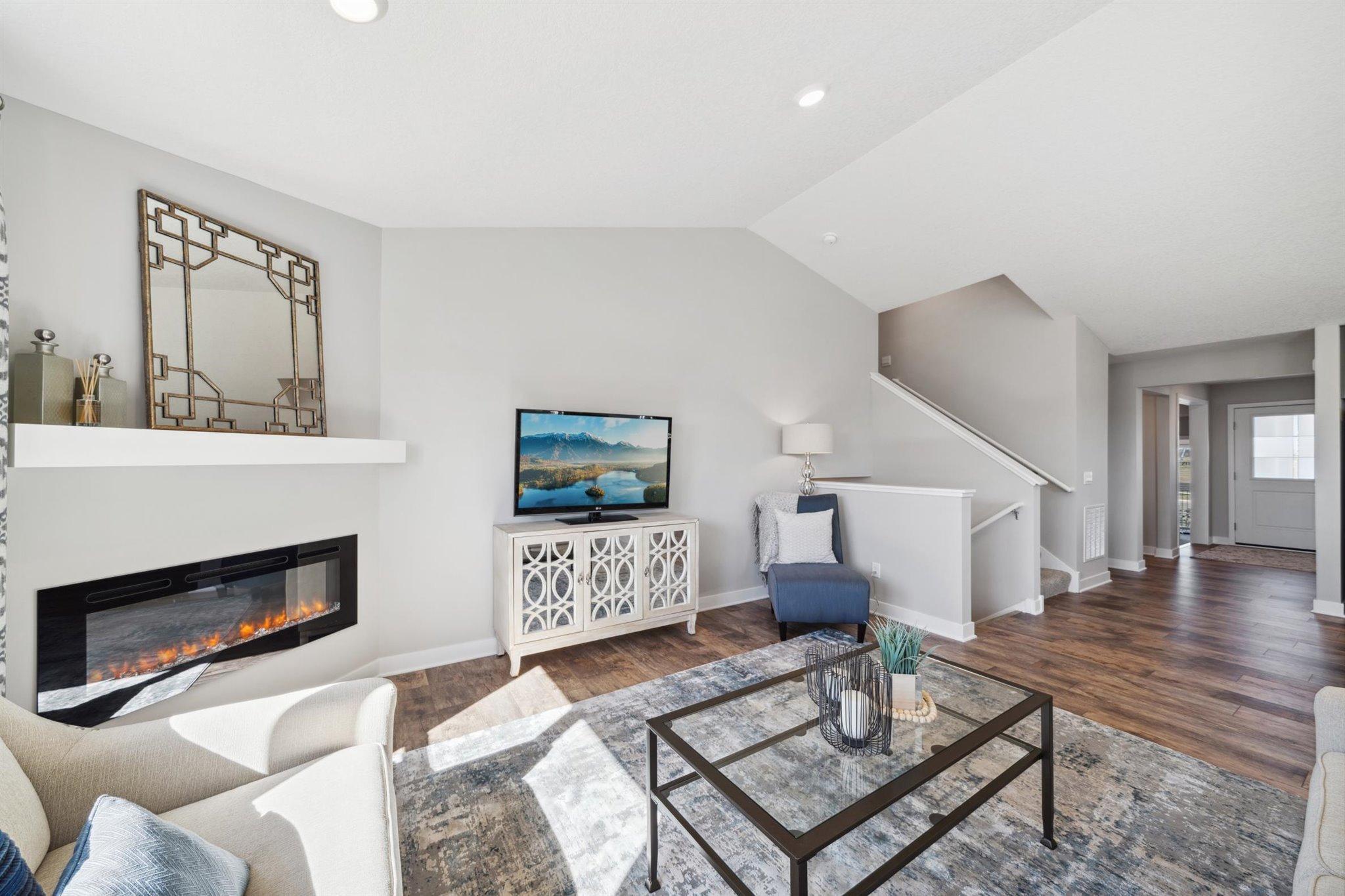 2211 Aragon Drive Shakopee, MN 55379 - Photo 8 of 20