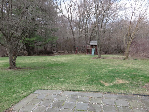 12 Dean Road Wayland, MA 01778 - Photo 10 of 10 Gallery Image 10