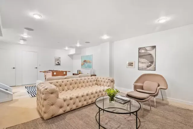 $85,000 | 14 Stirrup Court, East Hampton, NY 11937