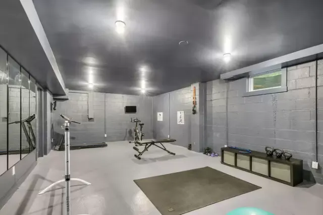 $85,000 | 14 Stirrup Court, East Hampton, NY 11937