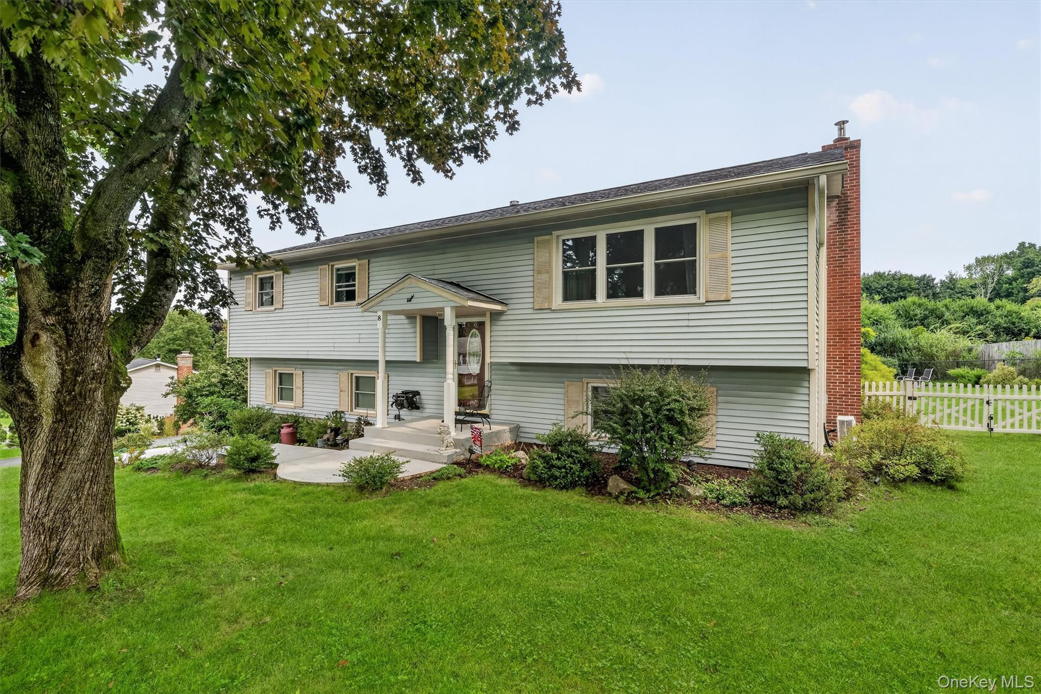 8 Comfort Road Middletown, NY 10941 - Photo 3 of 49 Gallery Image 3