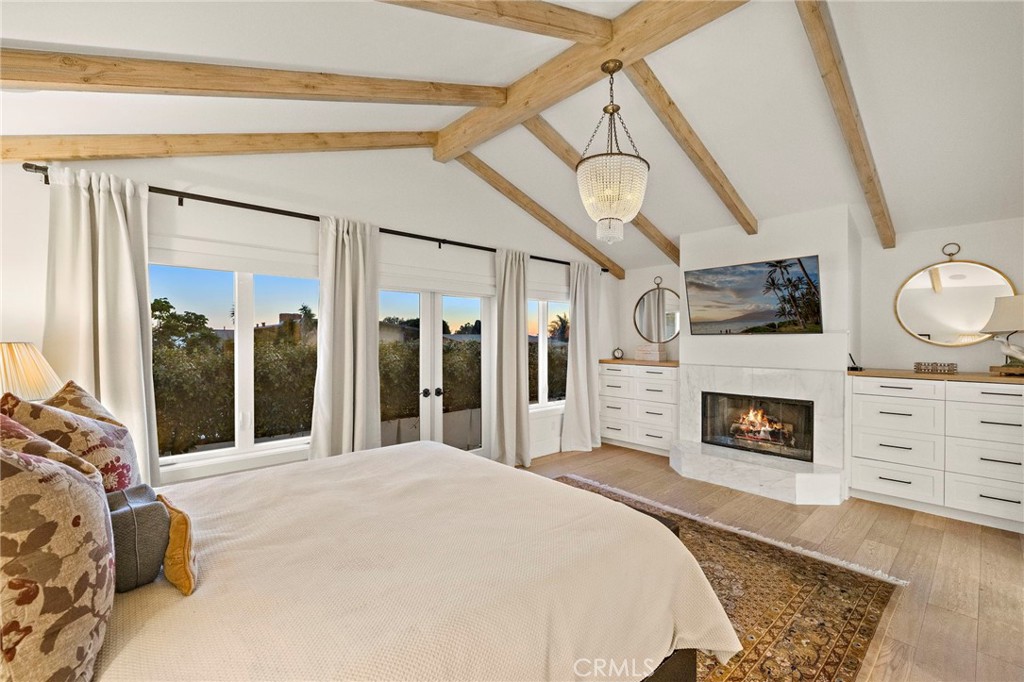 433 Seaward Road Corona del Mar, CA 92625 - Photo 16 of 36