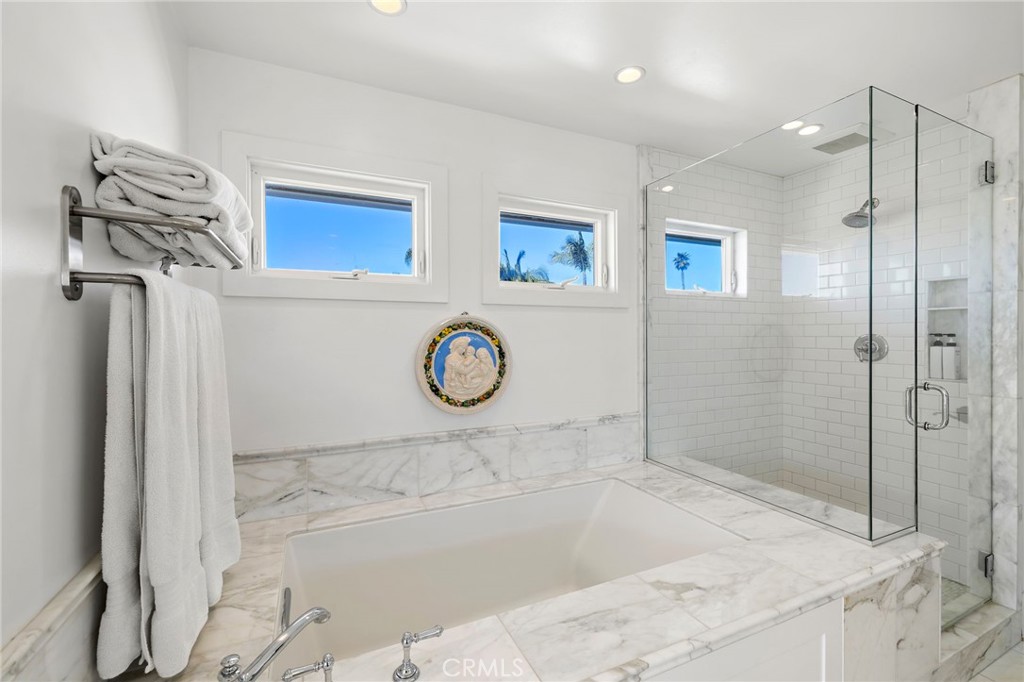 433 Seaward Road Corona del Mar, CA 92625 - Photo 19 of 36