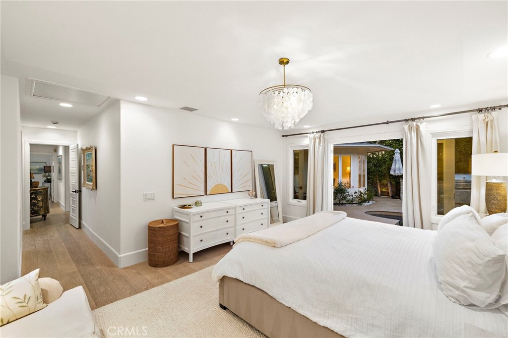 433 Seaward Road Corona del Mar, CA 92625 - Photo 21 of 36