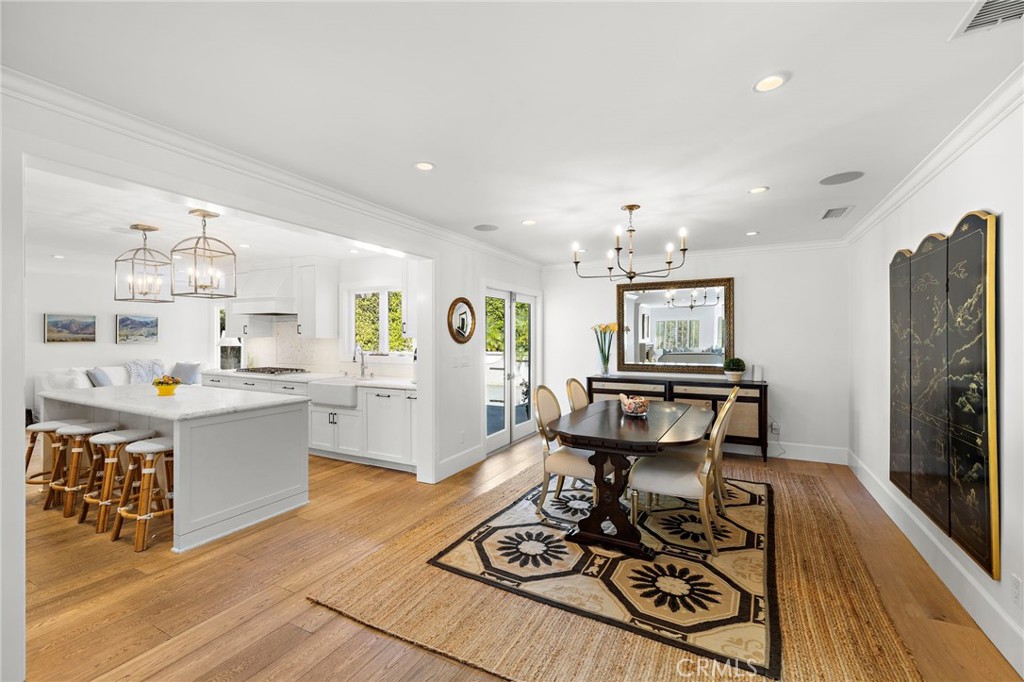 433 Seaward Road Corona del Mar, CA 92625 - Photo 7 of 39