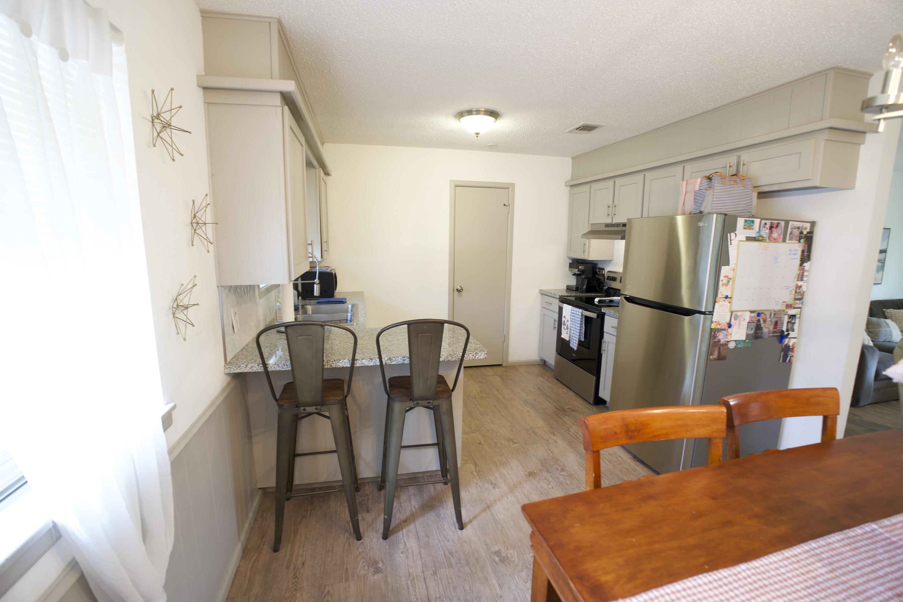 4827 7th Street Lubbock, TX 79416 - Photo 4 of 15 ATB08711