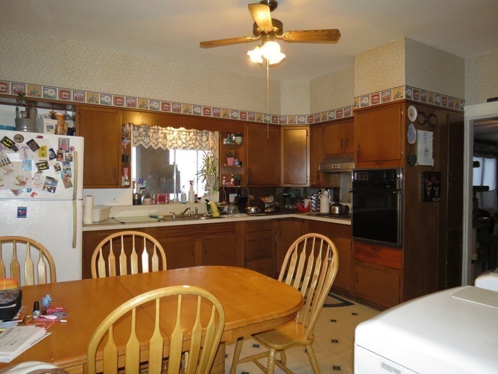 126 Summit Street Clinton, MA 01510 - Photo 7 of 19 Gallery Image 7