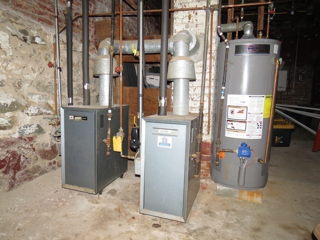 126 Summit Street Clinton, MA 01510 - Photo 10 of 19 Gallery Image 10